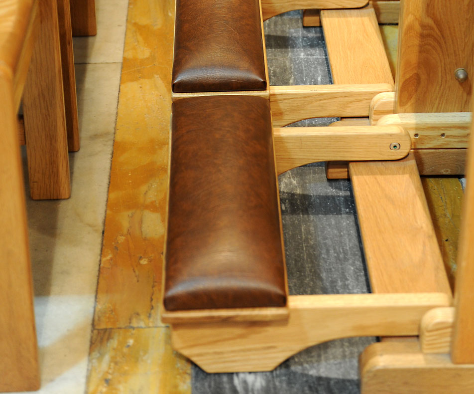 church-furniture-kneelers-gallery